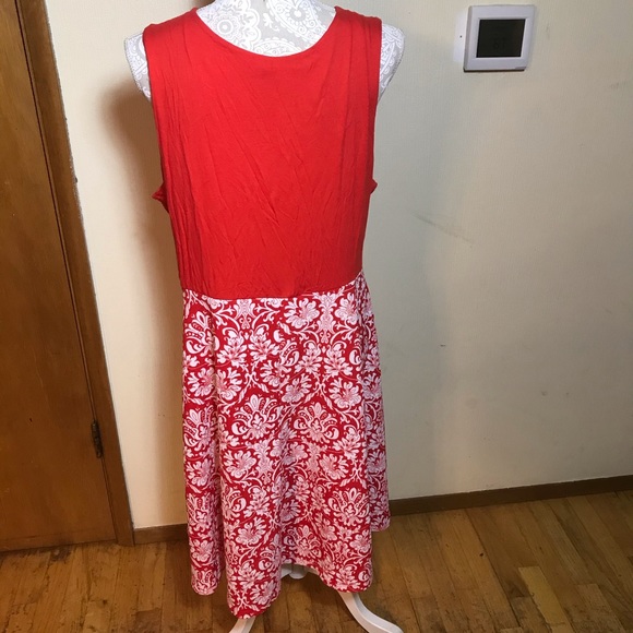 Gilli/ModCloth red sleeveless dress, size 3X - Picture 4 of 7